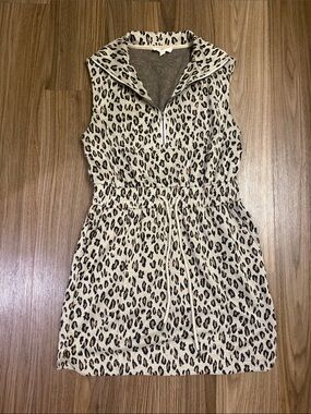 entro Cream Leopard Print Sleeveless Drawstring Mini Dress